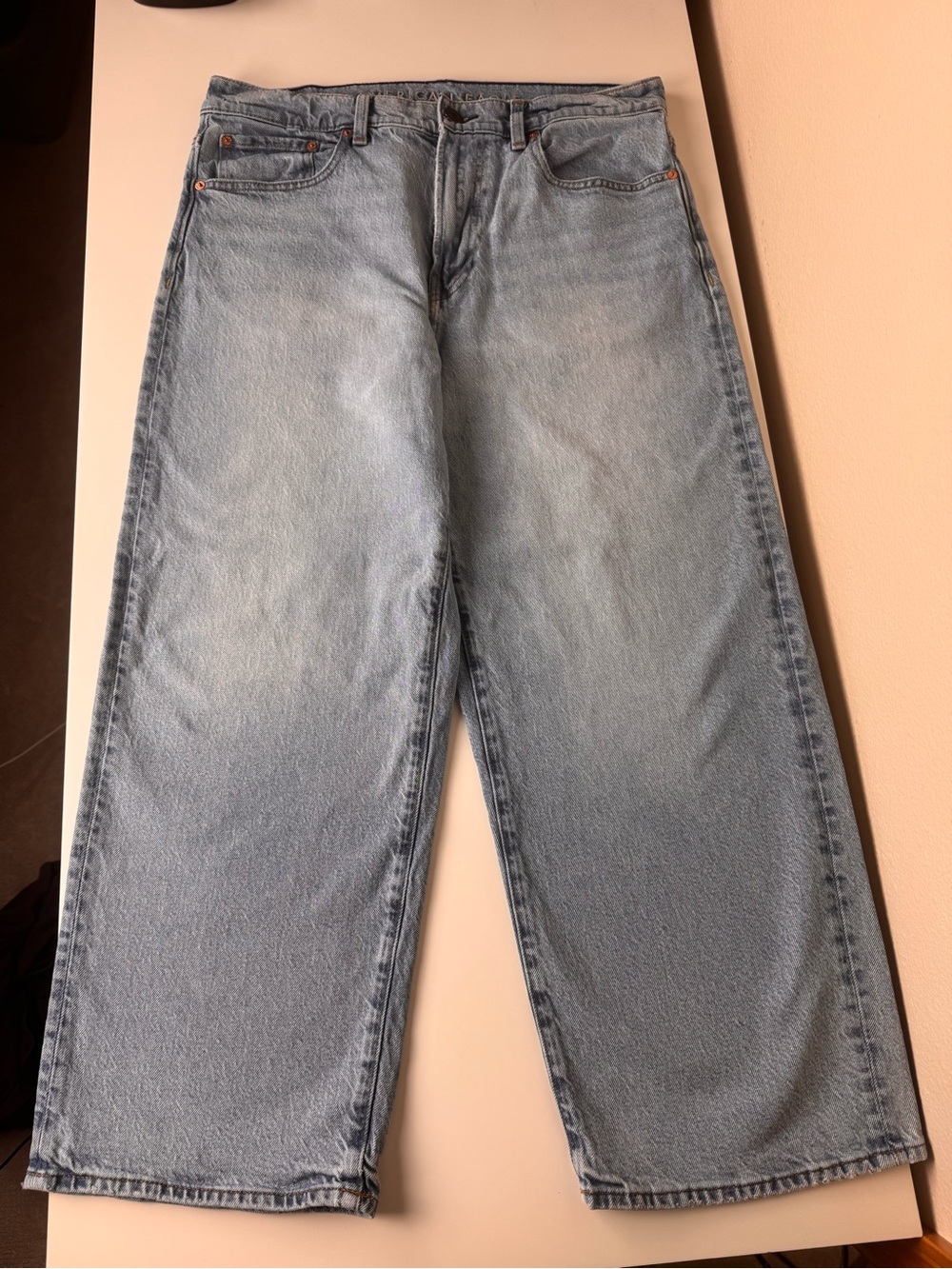 American Eagle EasyFlex Baggy Jeans Men’s 32x30, Medium-Light Wash Wide Leg